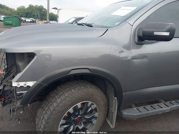 2023 NISSAN TITAN PRO-4X 4X4