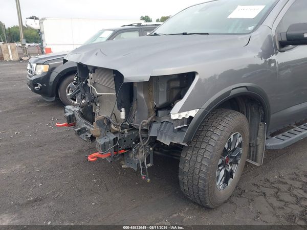 2023 NISSAN TITAN PRO-4X 4X4