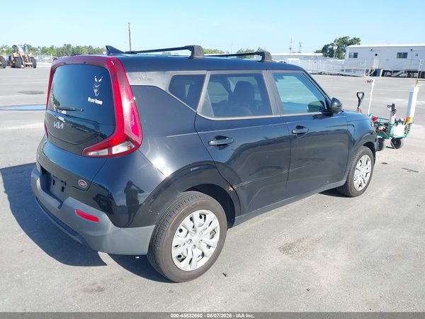 2022 KIA SOUL LX