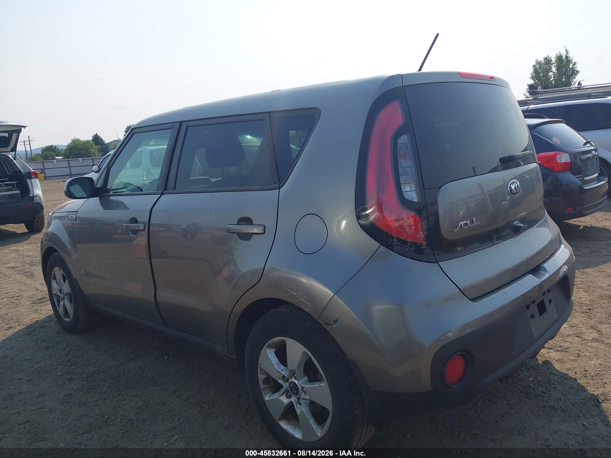 2019 KIA SOUL Base