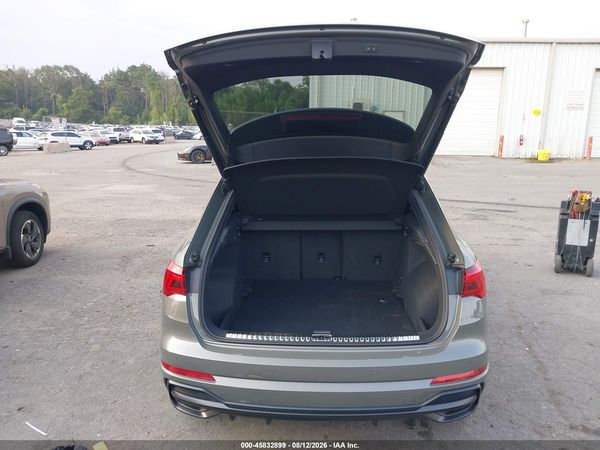 2022 AUDI Q3