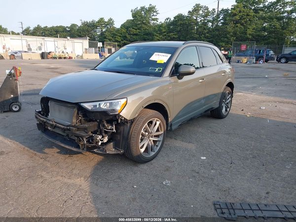 2022 AUDI Q3