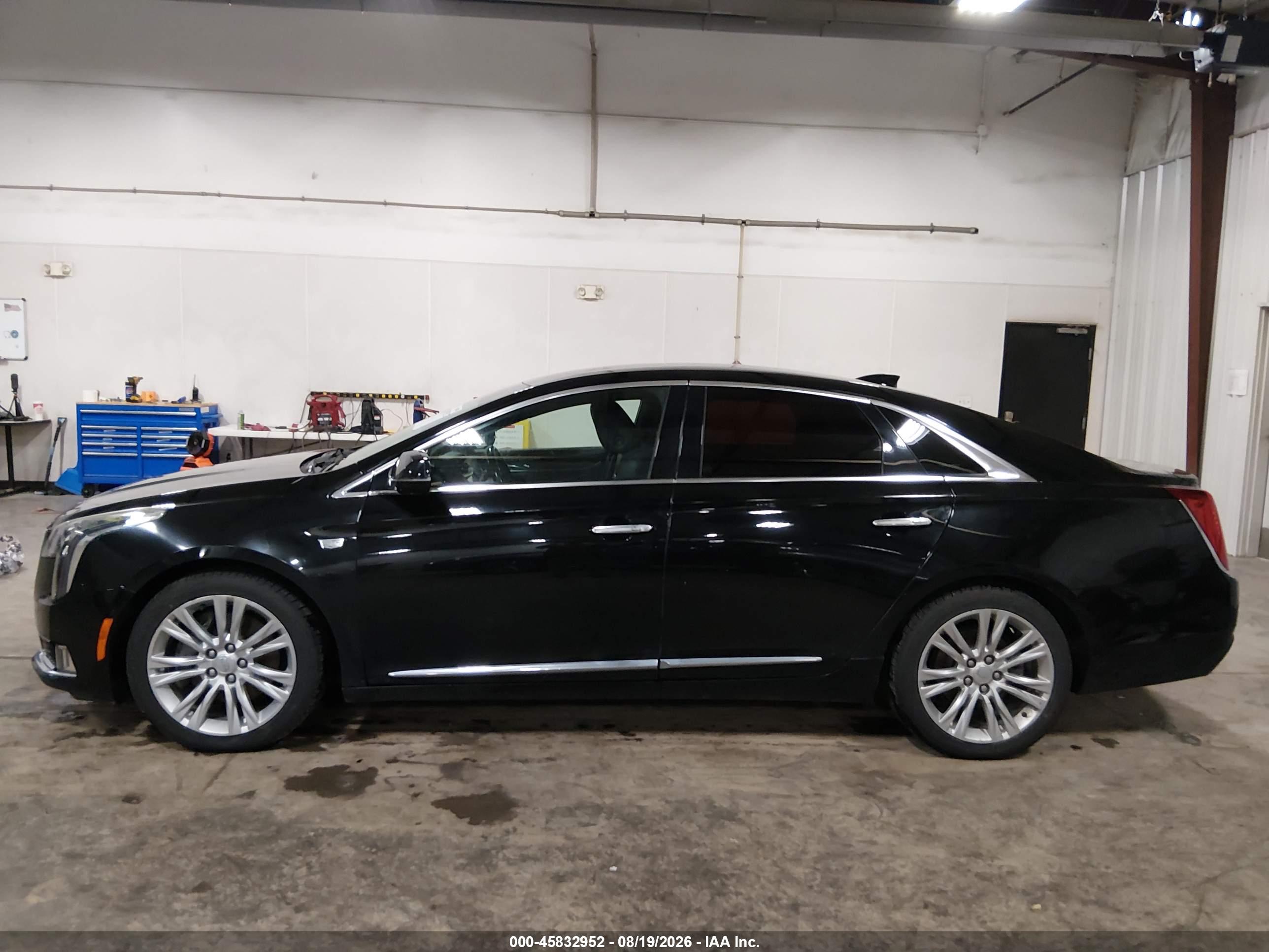 2018 CADILLAC XTS LUXURY