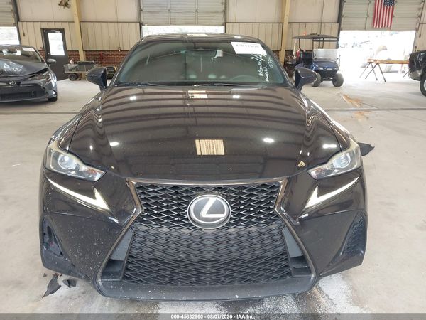 2017 LEXUS IS 200T