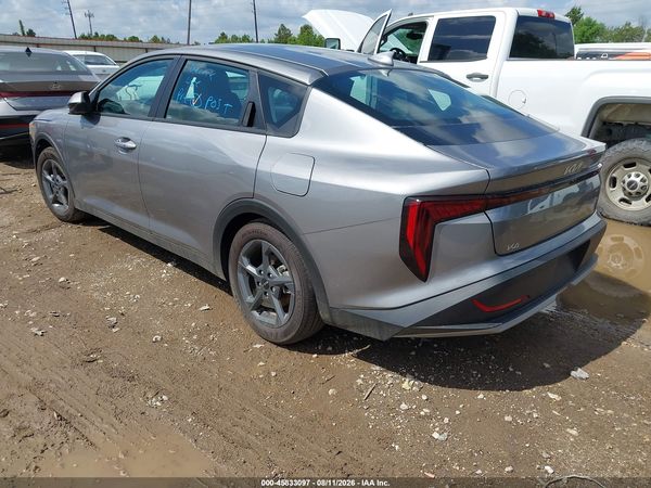 2026 KIA K4 LXS
