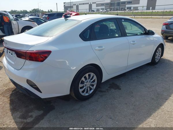 2024 KIA FORTE LX