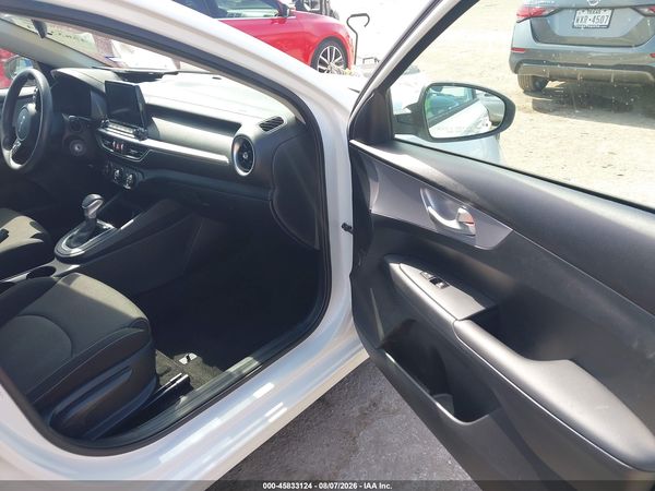 2024 KIA FORTE LX