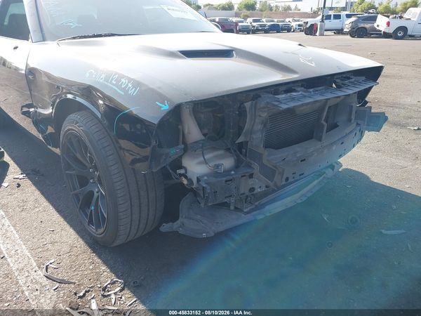 2016 DODGE CHALLENGER SXT