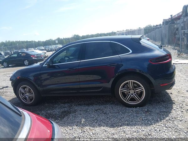 2018 PORSCHE MACAN