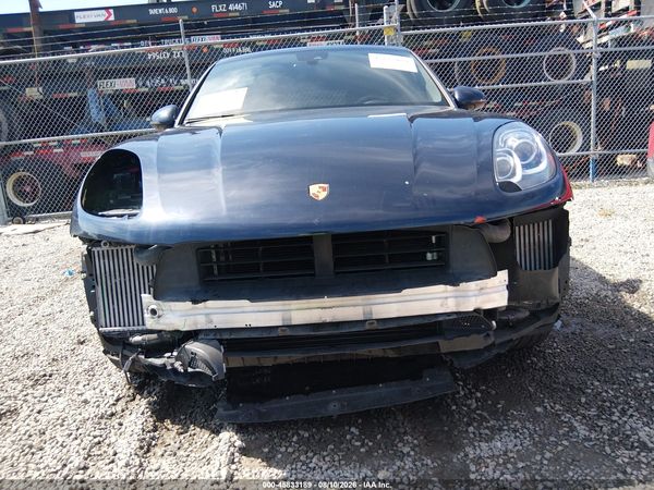 2018 PORSCHE MACAN S