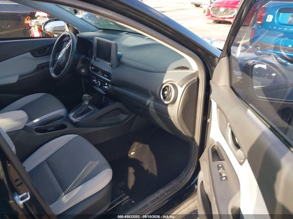 2023 HYUNDAI KONA SE