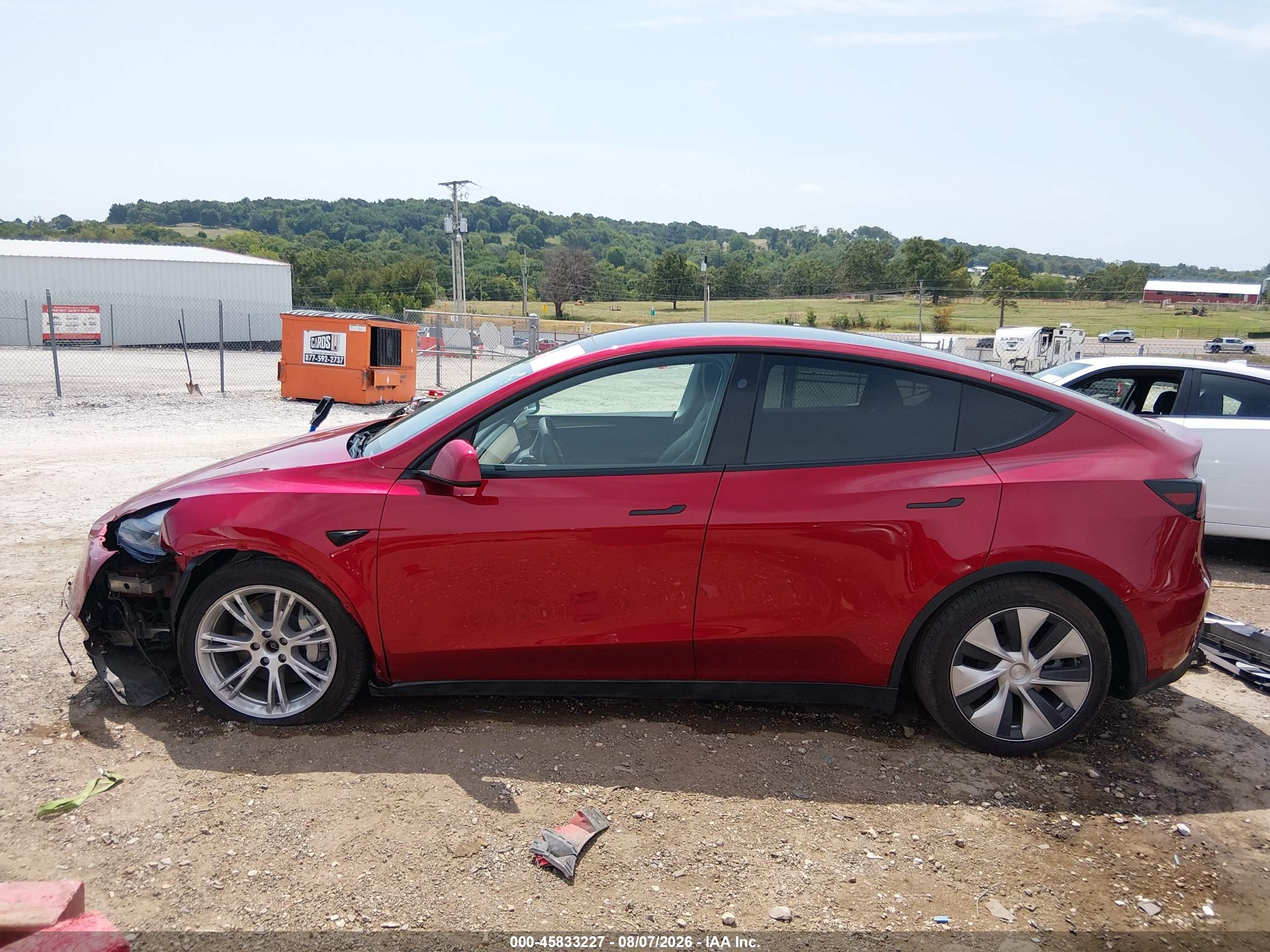 2024 TESLA MODEL Y