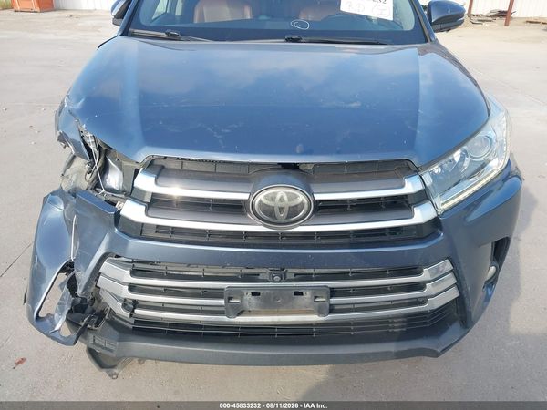 2017 TOYOTA HIGHLANDER LIMITED PLATINUM