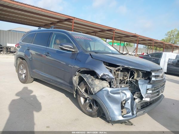2017 TOYOTA HIGHLANDER LIMITED PLATINUM