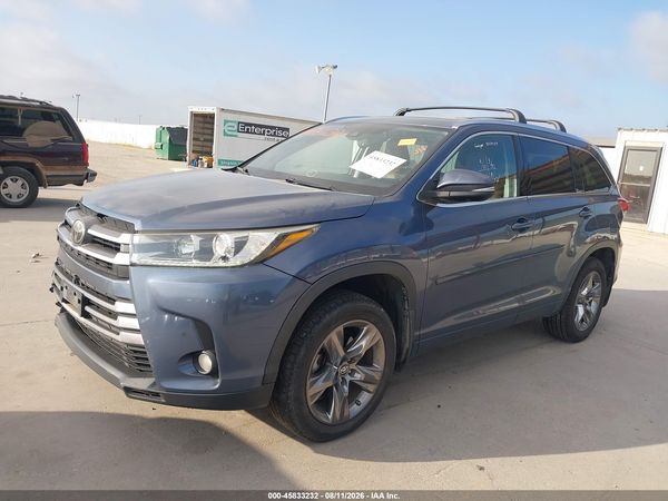 2017 TOYOTA HIGHLANDER LIMITED PLATINUM