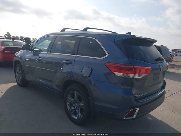 2017 TOYOTA HIGHLANDER LIMITED PLATINUM