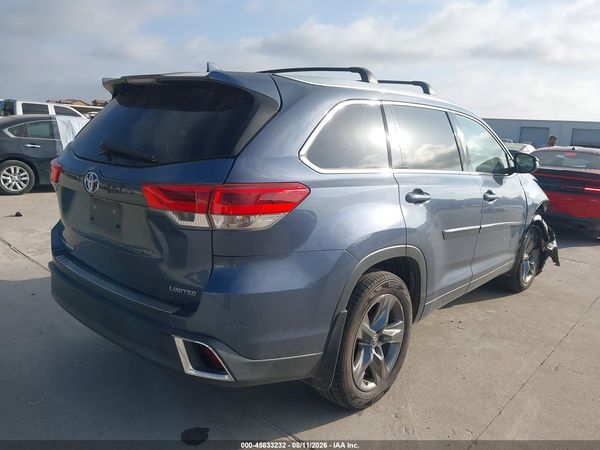 2017 TOYOTA HIGHLANDER LIMITED PLATINUM