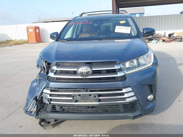2017 TOYOTA HIGHLANDER LIMITED PLATINUM