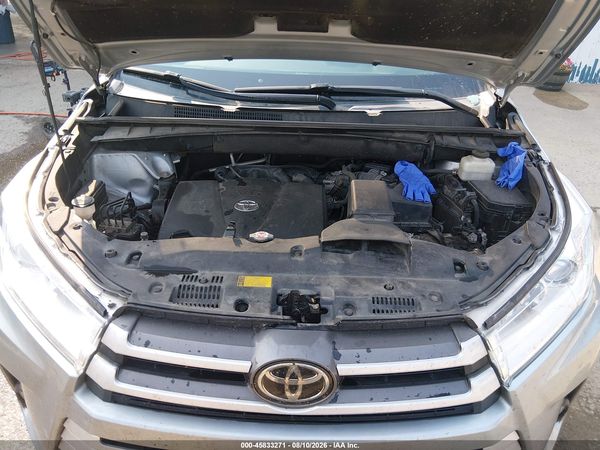 2018 TOYOTA HIGHLANDER LE PLUS