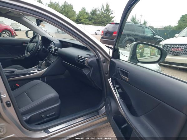 2019 LEXUS IS 300