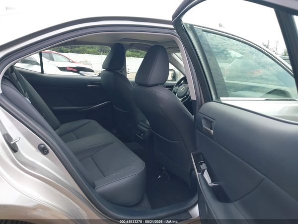 2019 LEXUS IS 300