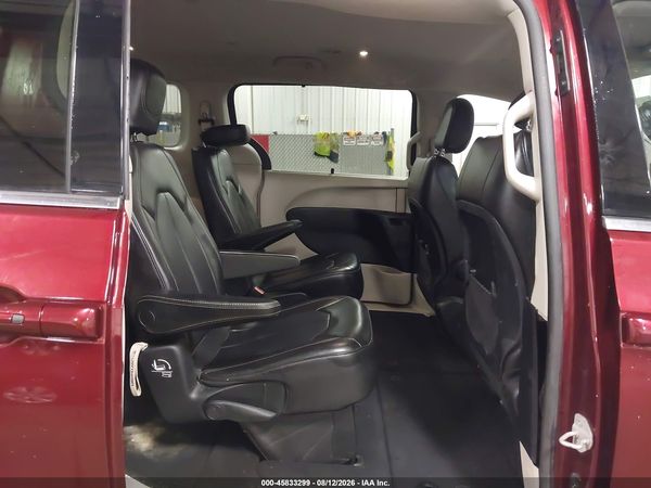 2021 CHRYSLER VOYAGER LXI