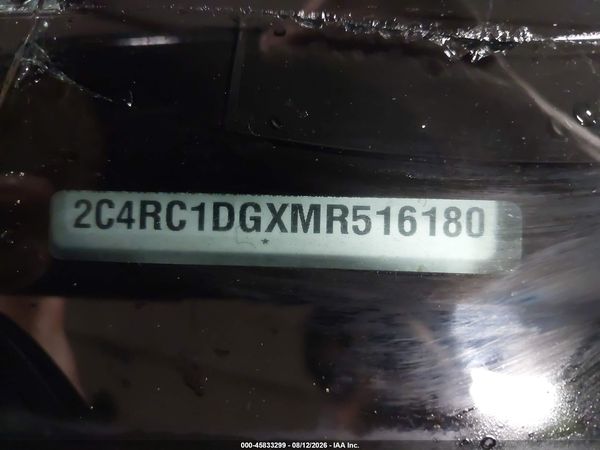 2021 CHRYSLER VOYAGER LXI