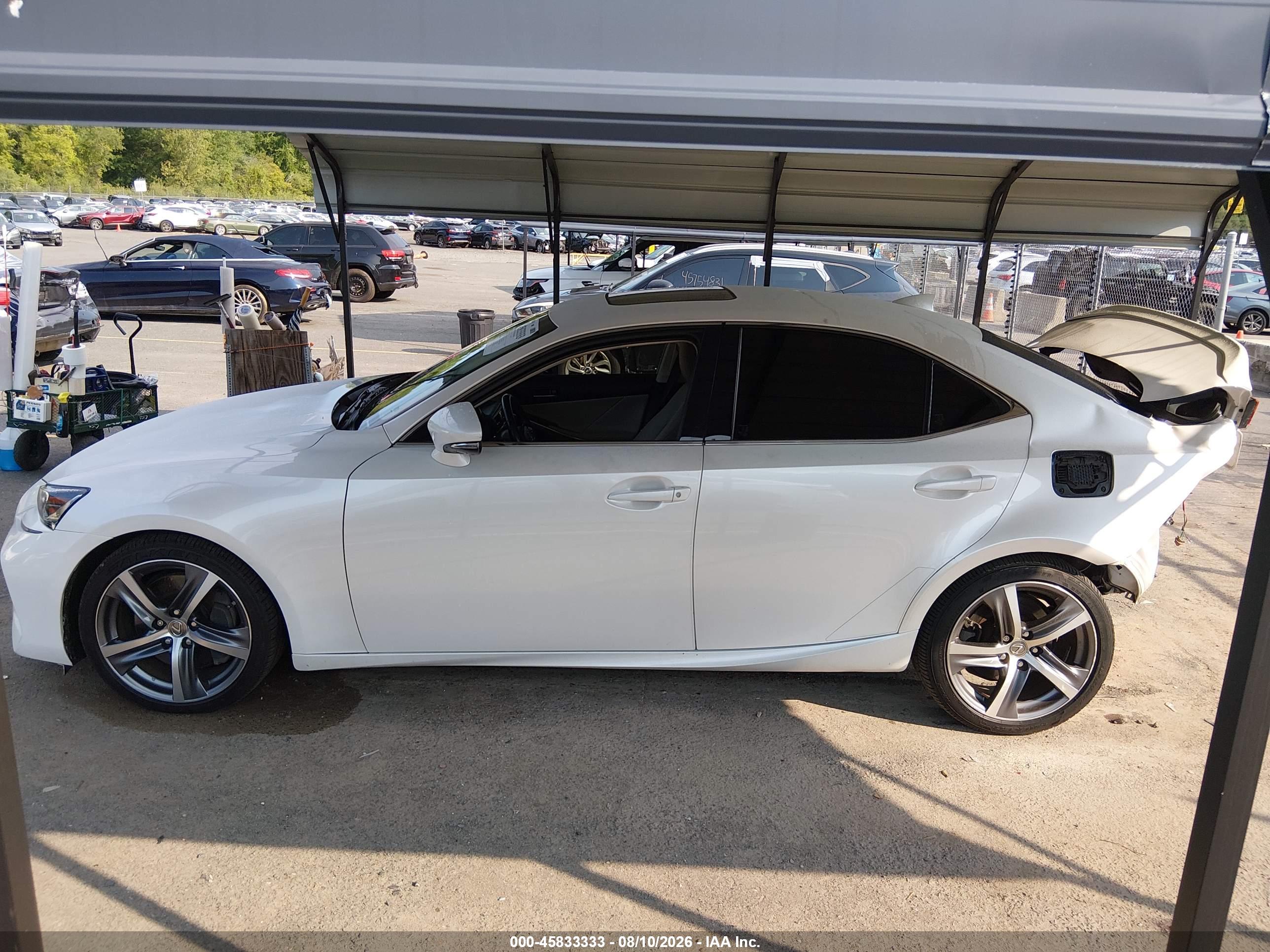 2018 LEXUS IS 300