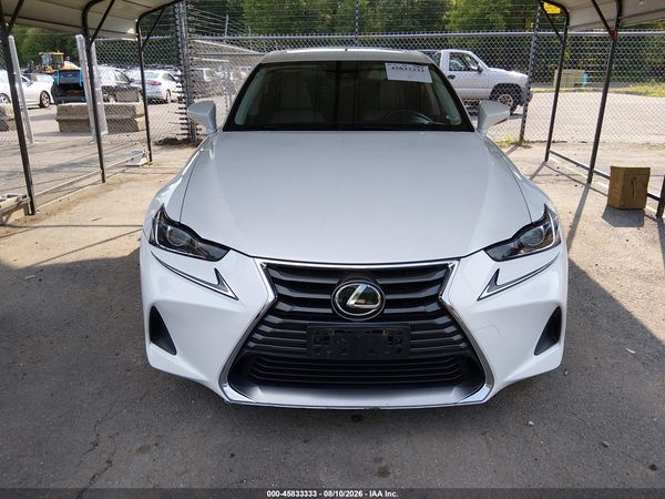 2018 LEXUS IS 300