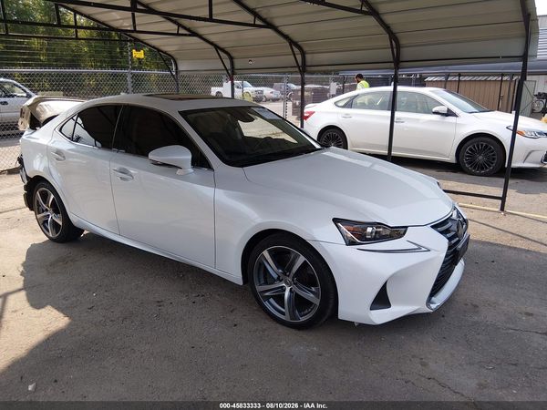 2018 LEXUS IS 300