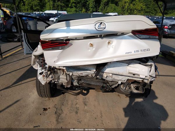 2018 LEXUS IS 300