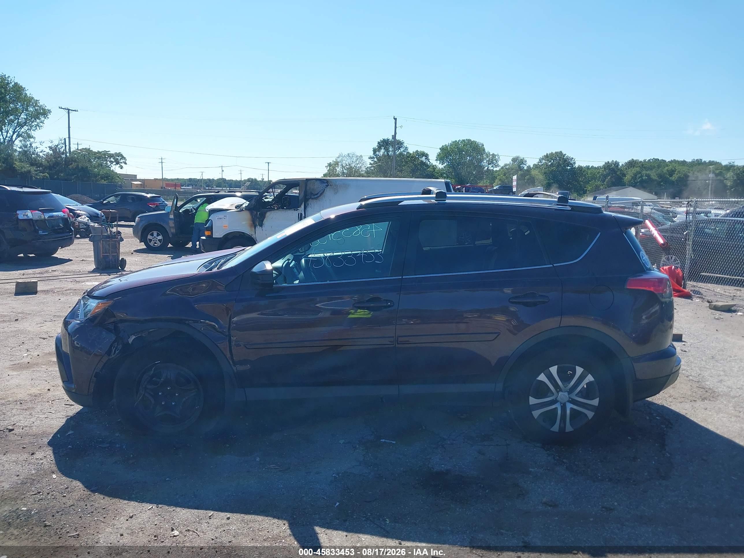 2016 TOYOTA RAV4 LE