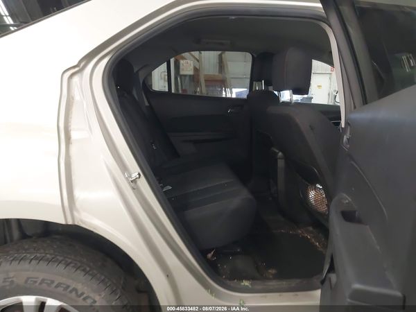 2015 CHEVROLET EQUINOX LT — I8