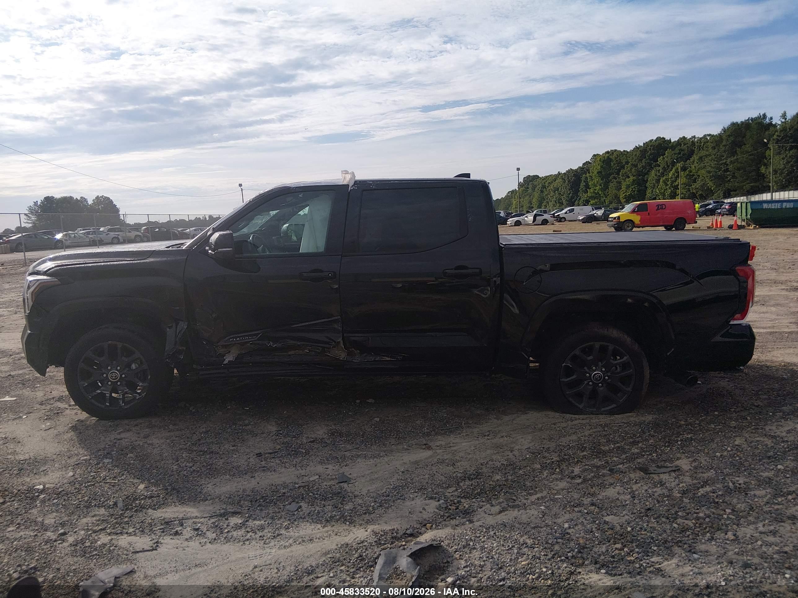 2023 TOYOTA TUNDRA PLATINUM