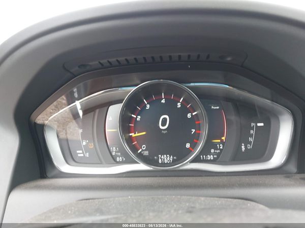 2017 VOLVO XC60 T6 DYNAMIC