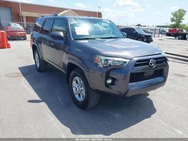 2022 TOYOTA 4RUNNER SR5