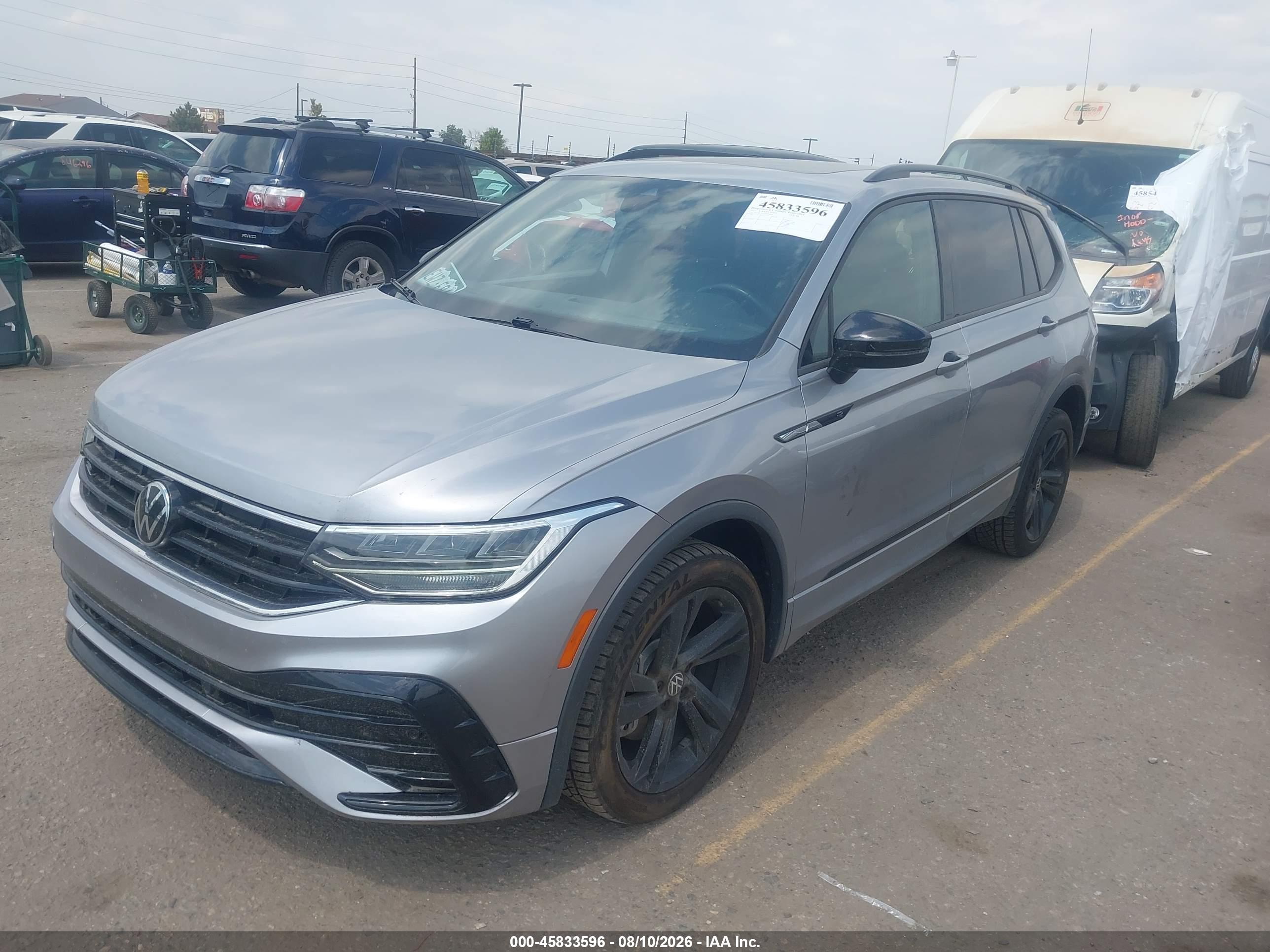 2023 VOLKSWAGEN TIGUAN 2.0T SE R-LINE BLACK — I2