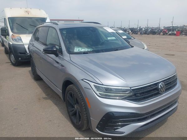 2023 VOLKSWAGEN TIGUAN 2.0T SE R-LINE BLACK — I1