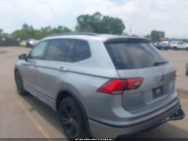 2023 VOLKSWAGEN TIGUAN 2.0T SE R-LINE BLACK — I117