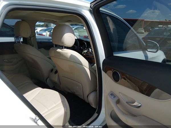 2018 MERCEDES-BENZ GLC 300 GLC300 — I8