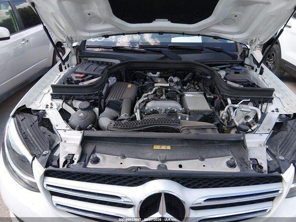2018 MERCEDES-BENZ GLC 300 GLC300 — I10