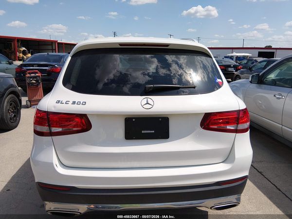 2018 MERCEDES-BENZ GLC 300 GLC300 — I119
