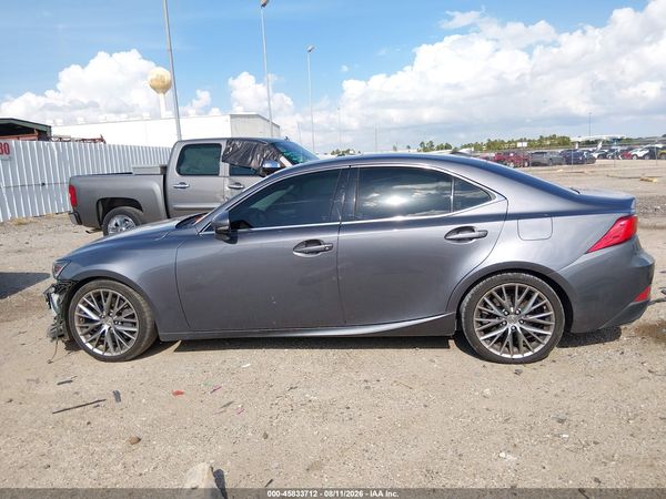 2018 LEXUS IS 300