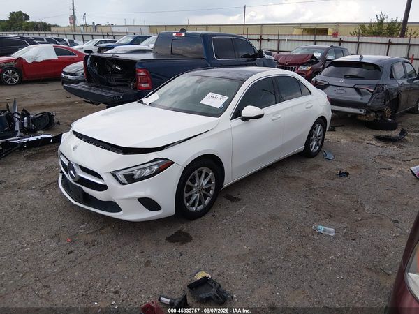 2019 MERCEDES-BENZ A 220 A220