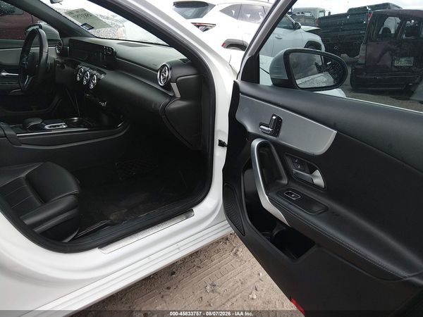 2019 MERCEDES-BENZ A 220 A220