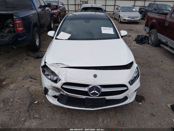 2019 MERCEDES-BENZ A 220 A220