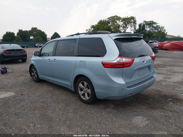 2015 TOYOTA SIENNA LE 8 PASSENGER — I3