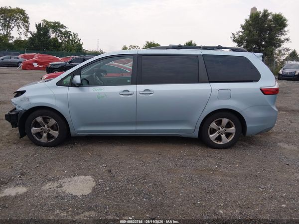2015 TOYOTA SIENNA LE 8 PASSENGER — I117