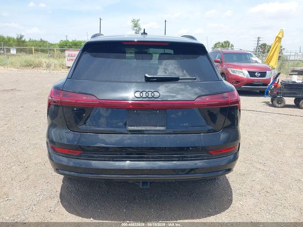 2022 AUDI E-TRON PREMIUM QUATTRO