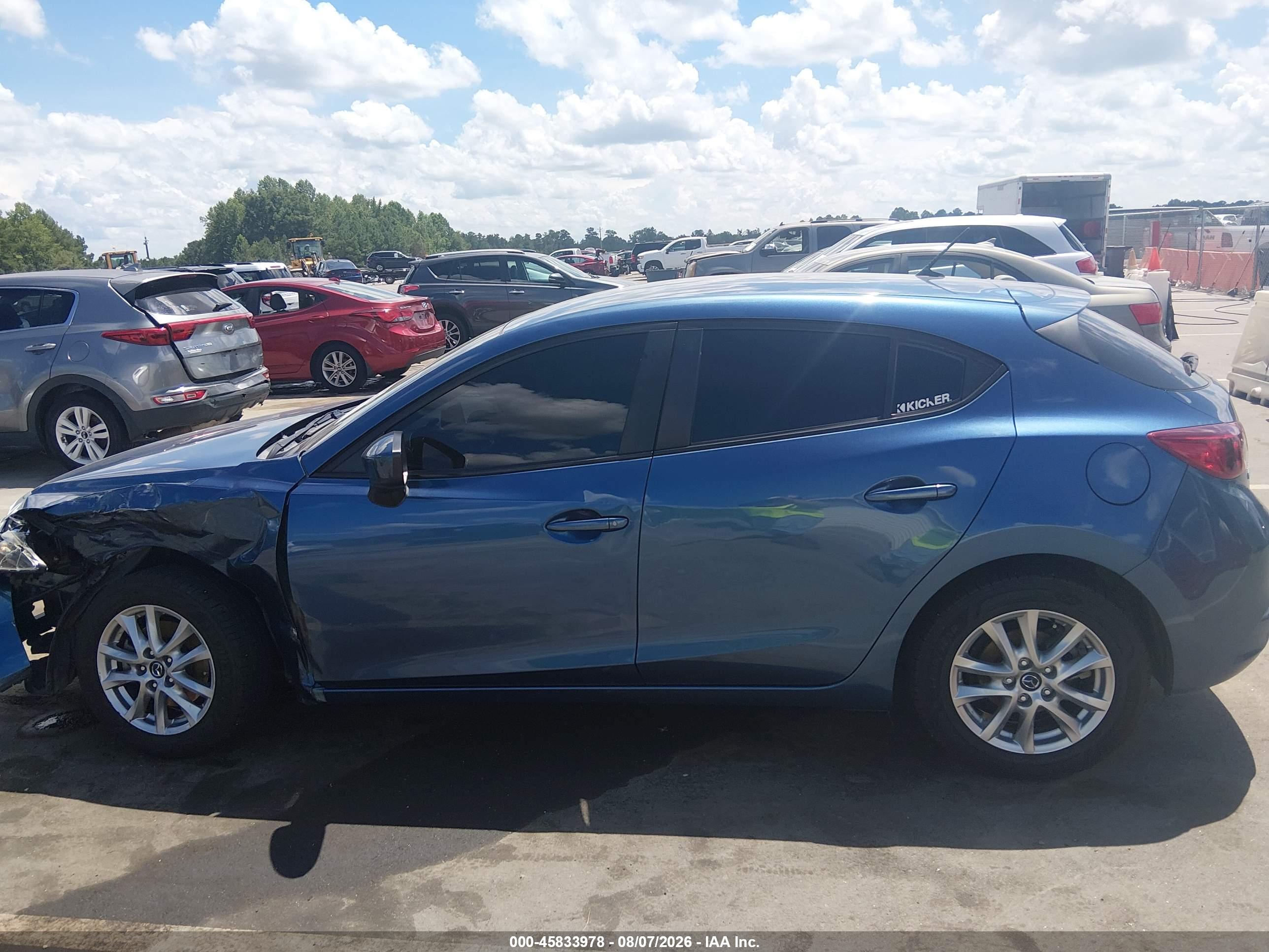 2018 MAZDA MAZDA3 SPORT